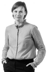 Amélie Tinet-Boussion, consultante et formatrice chez RH Mobilité, cabinet conseil en Ressources Humaines basé à Daoulas, près de Brest